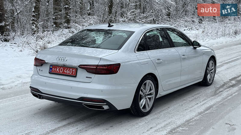 Седан Audi A4 2024 в Киеве