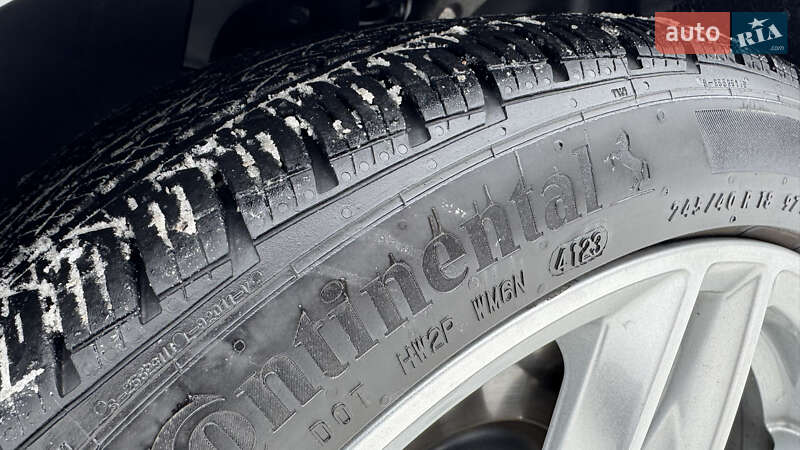 Седан Audi A4 2024 в Киеве