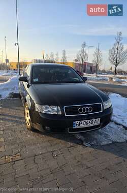 Седан Audi A4 2004 в Запорожье