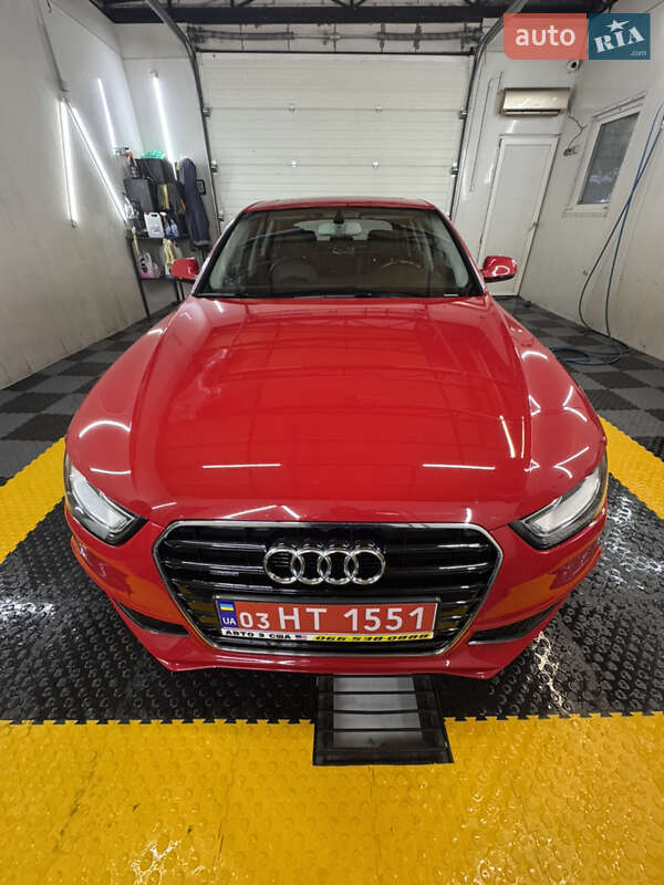 Седан Audi A4 2015 в Києві фото Седан Audi A4 2015 в Києві