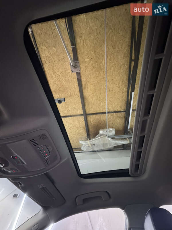 Седан Audi A4 2015 в Києві фото 37 Седан Audi A4 2015 в Києві