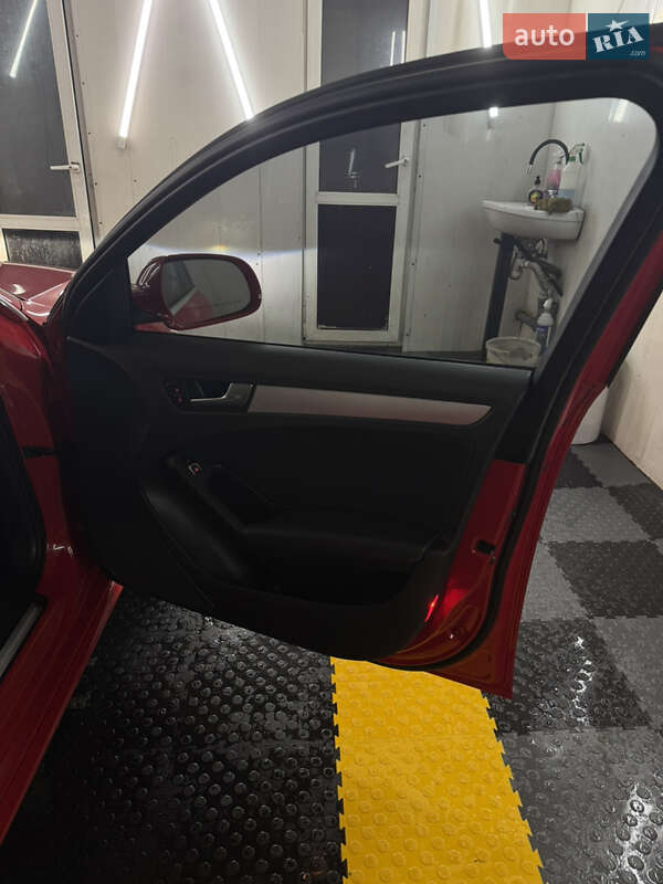 Седан Audi A4 2015 в Києві фото 57 Седан Audi A4 2015 в Києві