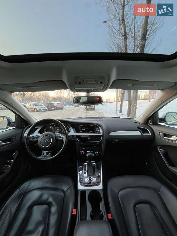 Седан Audi A4 2015 в Києві