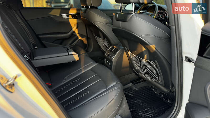 Седан Audi A4 2022 в Києві фото 20 Седан Audi A4 2022 в Києві