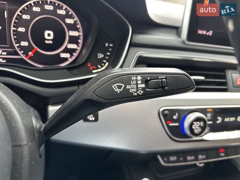 Седан Audi A4 2016 в Тернополі