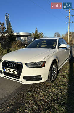 Седан Audi A4 2015 в Виннице
