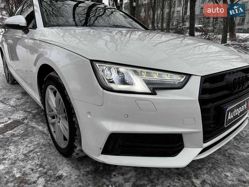 Седан Audi A4 2016 в Києві