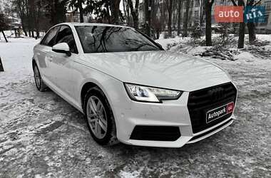 Седан Audi A4 2016 в Киеве