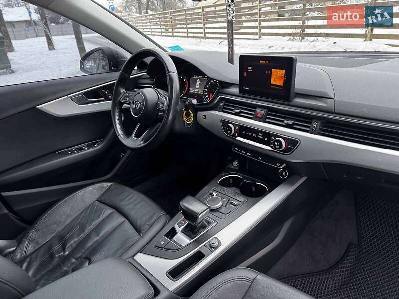 Седан Audi A4 2016 в Києві