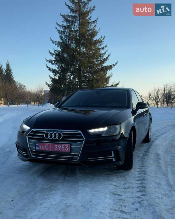 Седан Audi A4 2016 в Самборе фото Седан Audi A4 2016 в Самборе