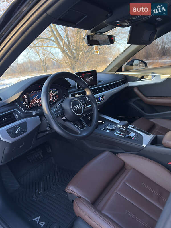 Седан Audi A4 2019 в Киеве