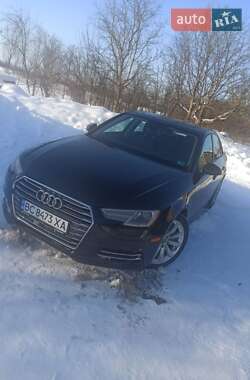 Седан Audi A4 2015 в Сокалі