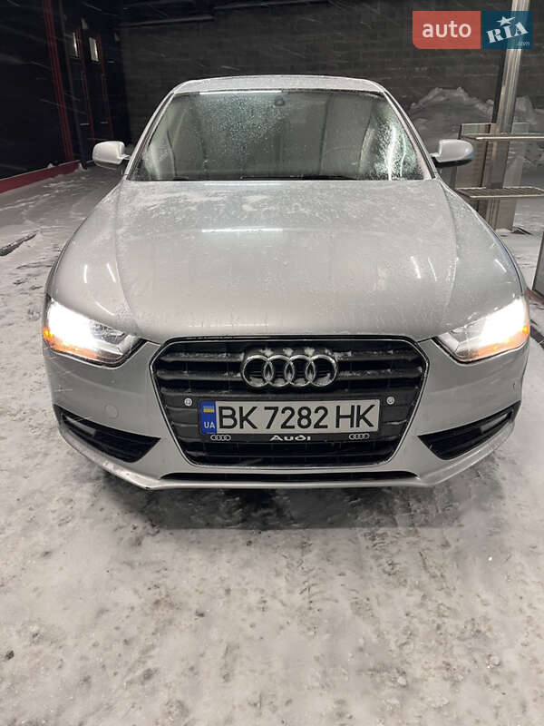 Седан Audi A4 2012 в Ровно фото 2 Седан Audi A4 2012 в Ровно