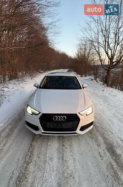 Седан Audi A4 2019 в Вінниці