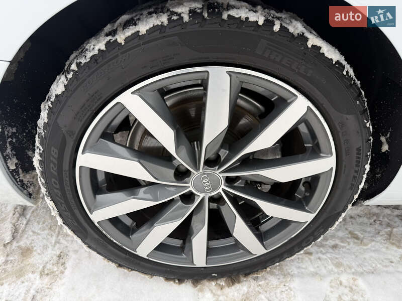 Седан Audi A4 2020 в Києві