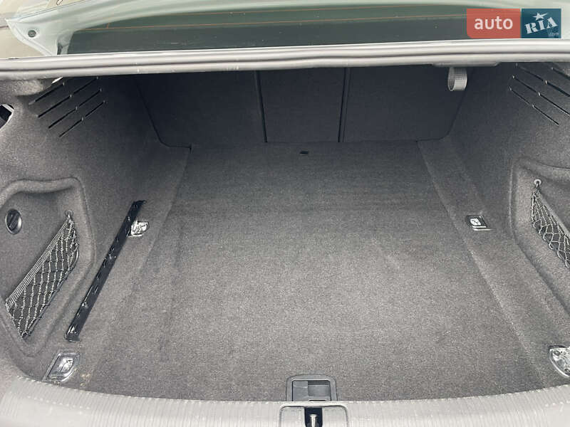 Седан Audi A4 2023 в Стрые фото 49 Седан Audi A4 2023 в Стрые