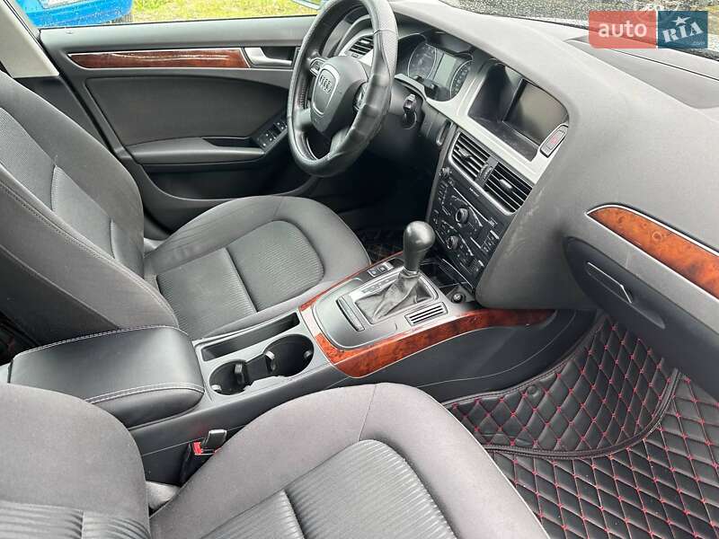 Седан Audi A4 2009 в Киеве
