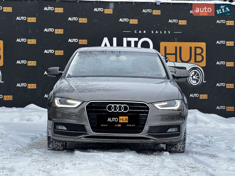 Седан Audi A4 2014 в Харькове