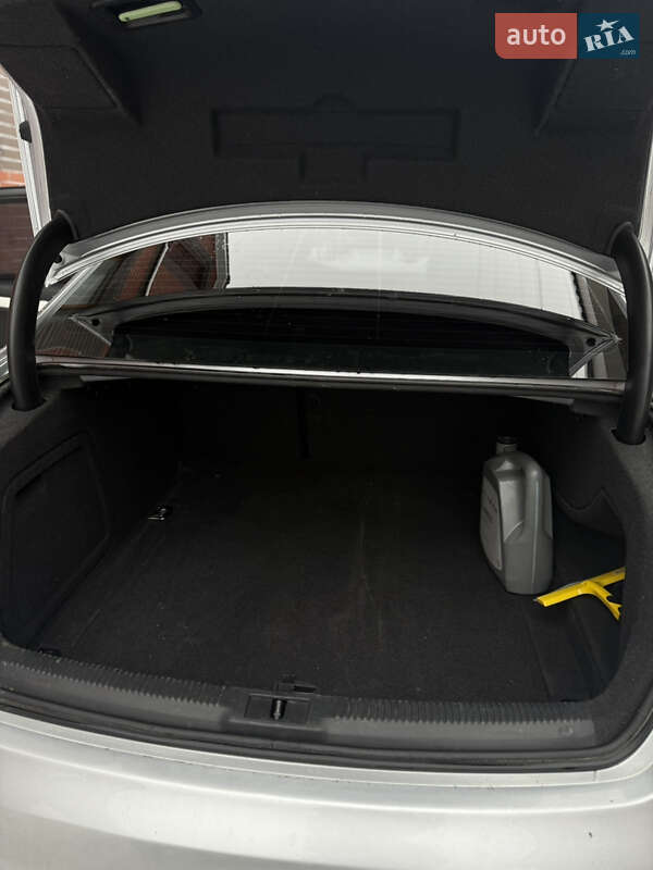 Седан Audi A4 2014 в Звягеле фото 13 Седан Audi A4 2014 в Звягеле