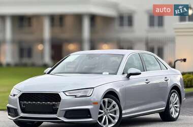 Седан Audi A4 2018 в Львові