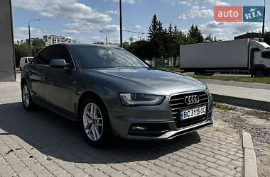Седан Audi A4 2013 в Чугуеве