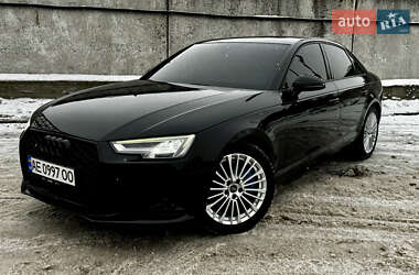 Седан Audi A4 2016 в Києві