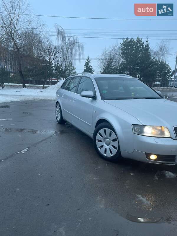 Універсал Audi A4 2004 в Рівному