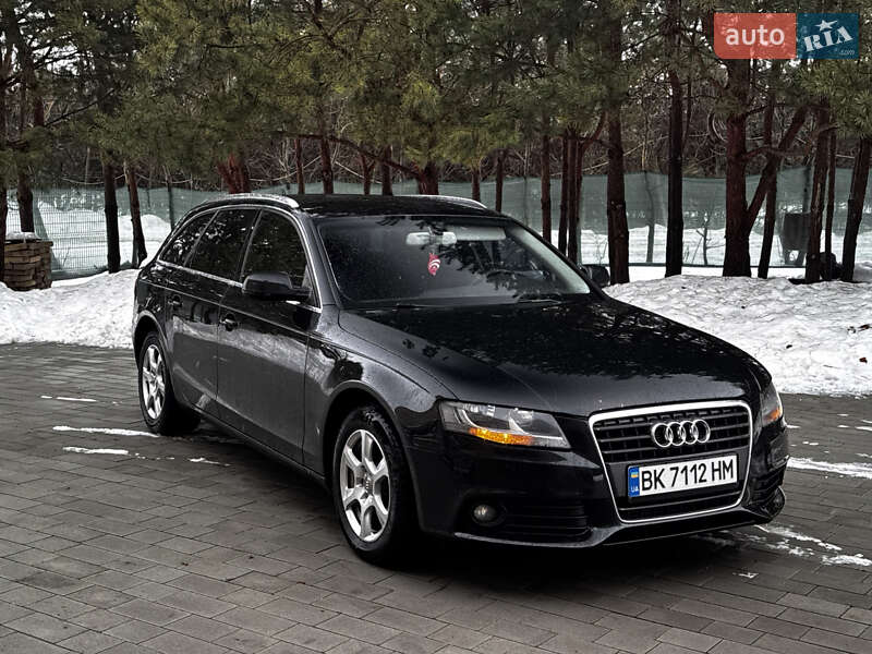 2011 Audi A4, VIN WAUZZZ8K2CA093252:plate — фото 1 (autoria)