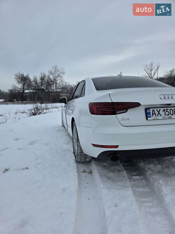 Седан Audi A4 2017 в Харькове