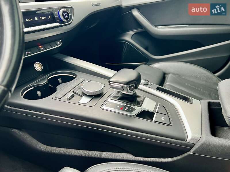 Седан Audi A4 2016 в Києві