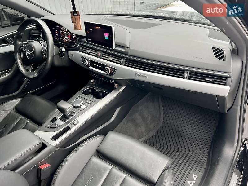 Седан Audi A4 2016 в Києві