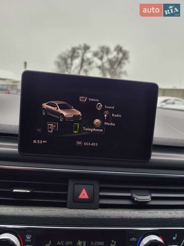 Седан Audi A4 2017 в Чернігові