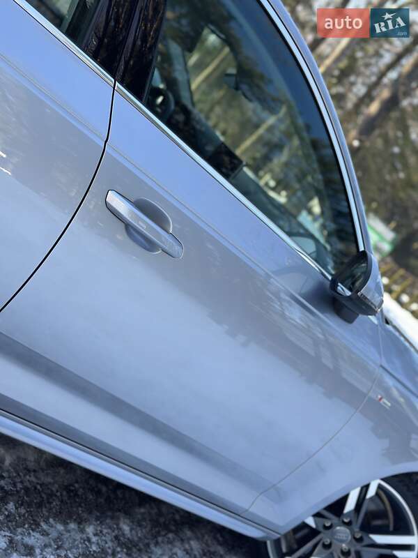 Седан Audi A4 2017 в Дрогобичі