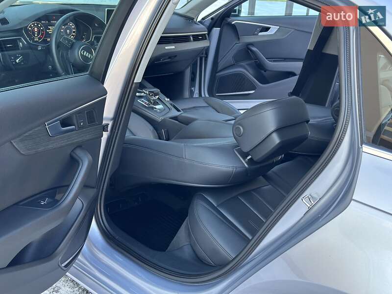 Седан Audi A4 2017 в Дрогобичі
