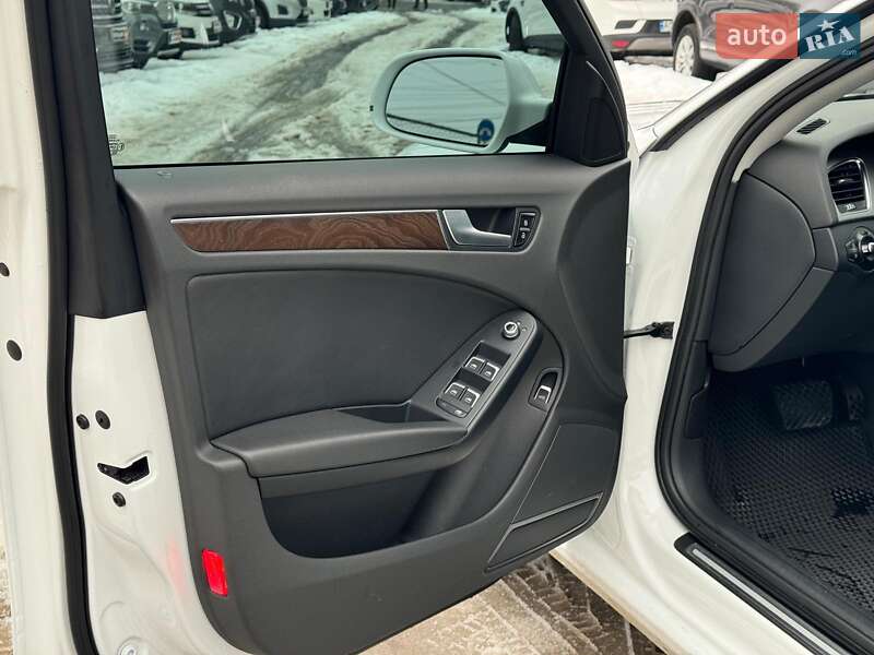 Седан Audi A4 2014 в Вінниці