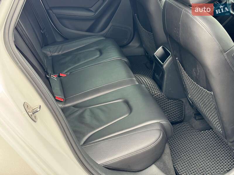 Седан Audi A4 2014 в Вінниці