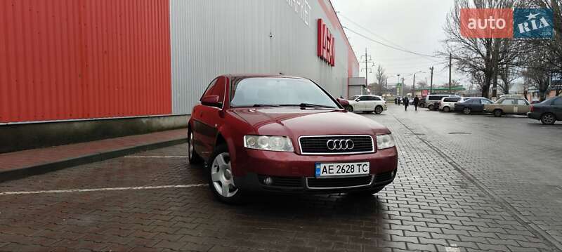 Седан Audi A4 2004 в Одесі фото Седан Audi A4 2004 в Одесі