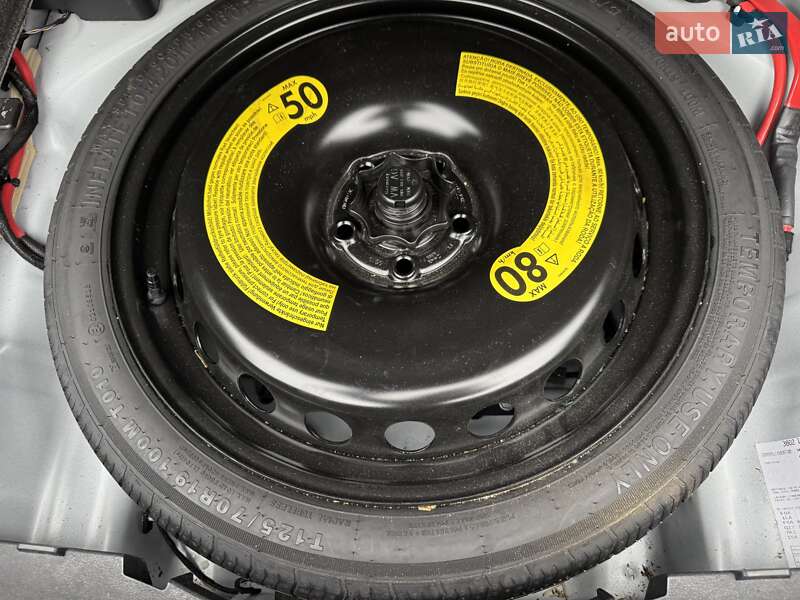 Седан Audi A4 2020 в Рівному