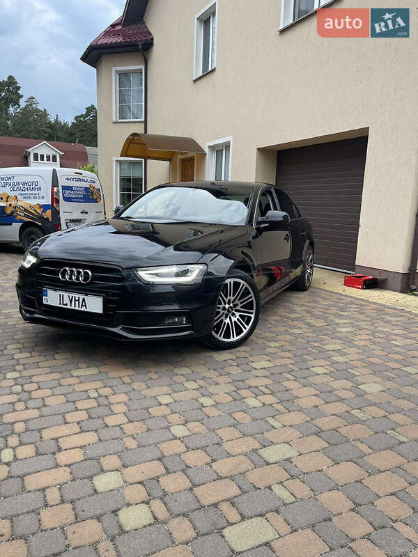 Audi A4 2014