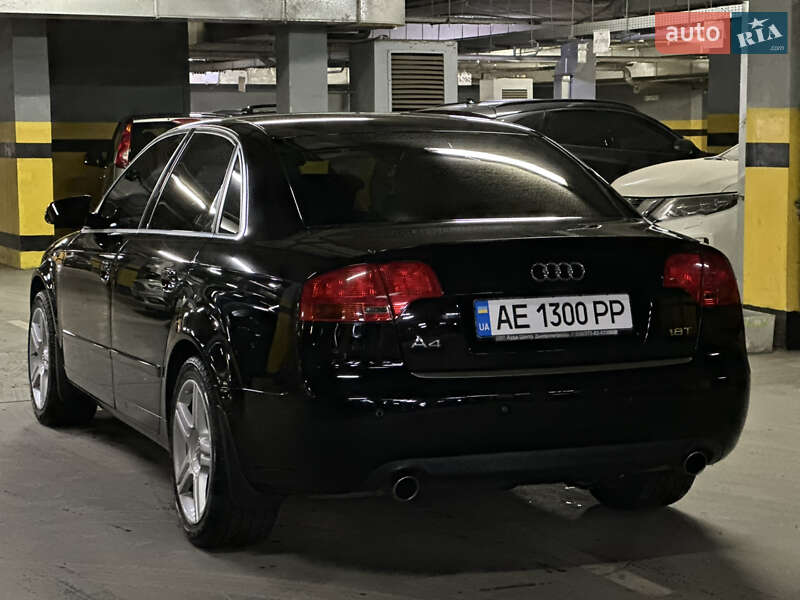 Седан Audi A4 2005 в Днепре