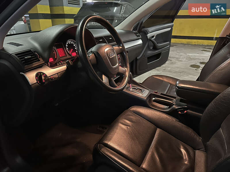 Седан Audi A4 2005 в Днепре