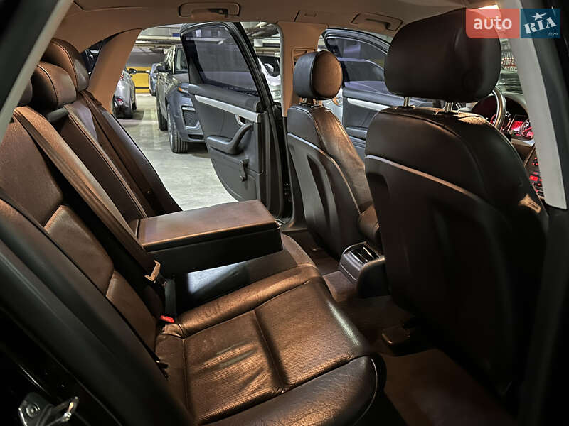 Седан Audi A4 2005 в Днепре