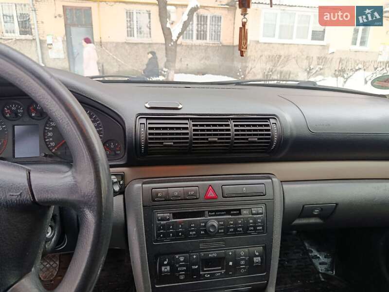 Універсал Audi A4 2001 в Білопіллі