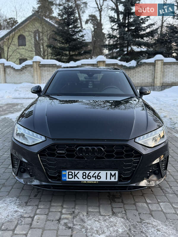 Седан Audi A4 2022 в Львові фото Седан Audi A4 2022 в Львові