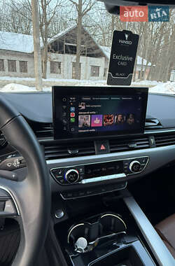 Седан Audi A4 2022 в Львове