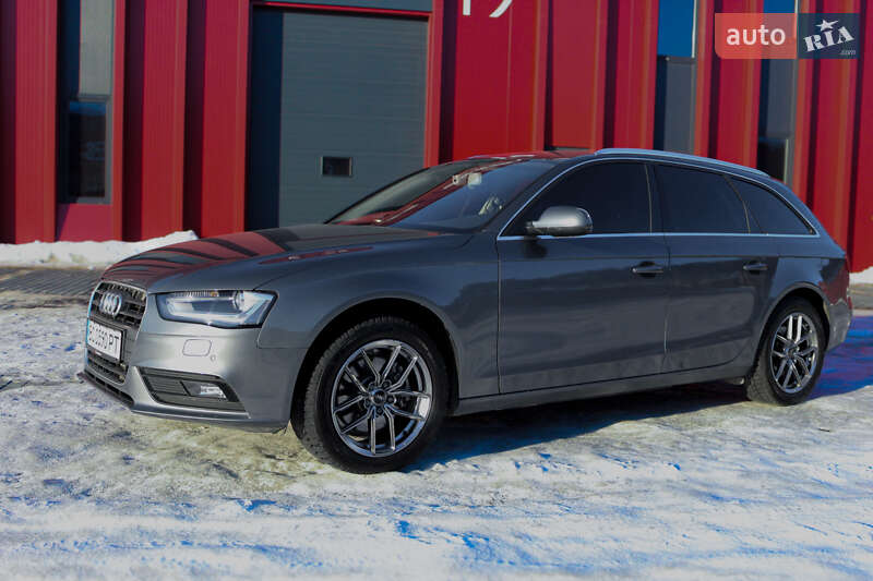 Універсал Audi A4 2012 в Львові
