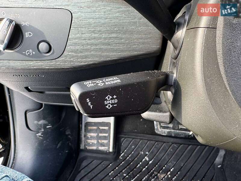 Седан Audi A4 2018 в Києві