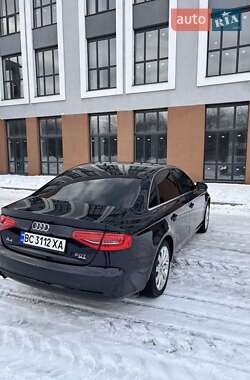 Седан Audi A4 2012 в Львове