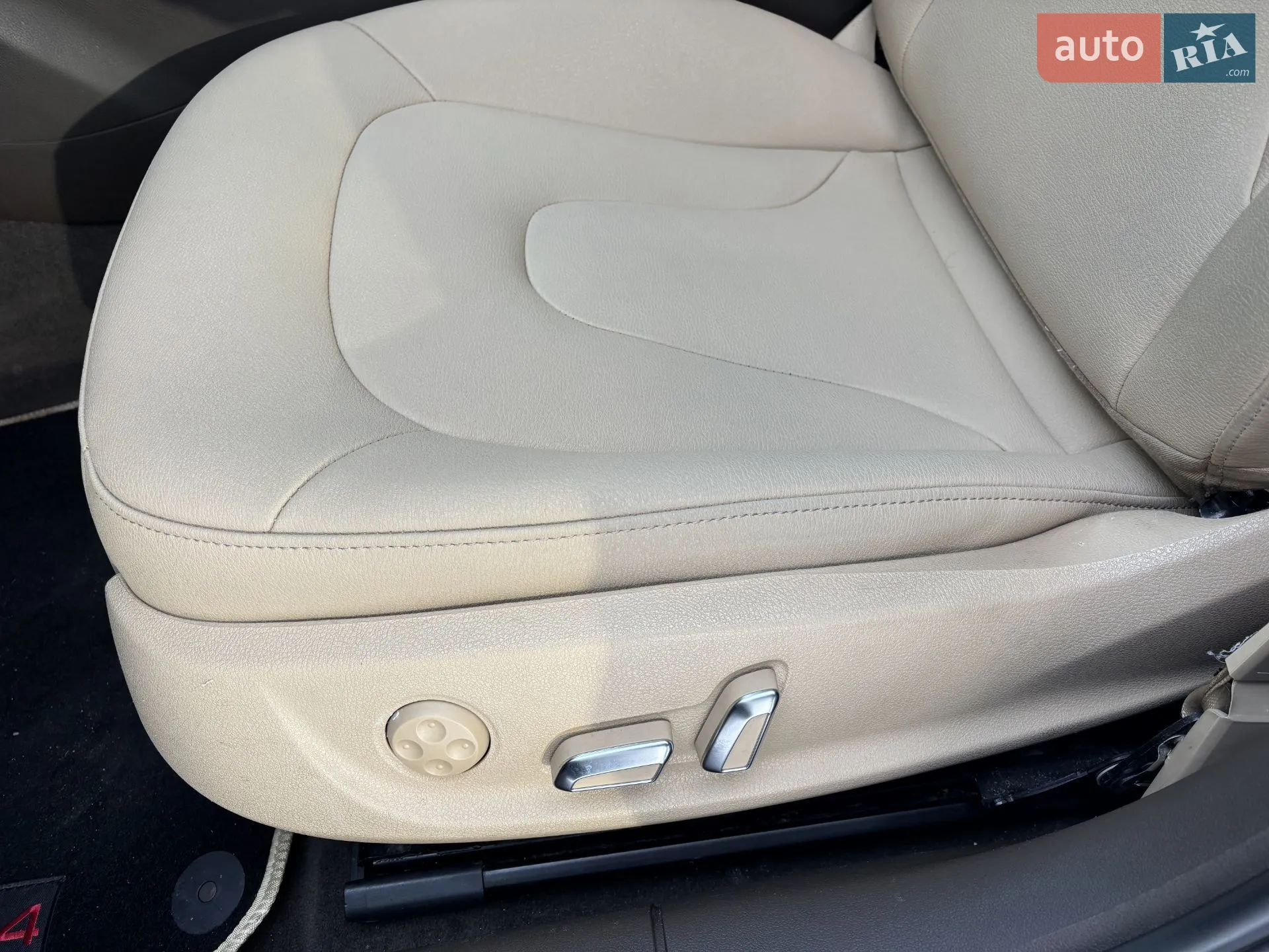 2012 Audi A4 - мініатюра 21