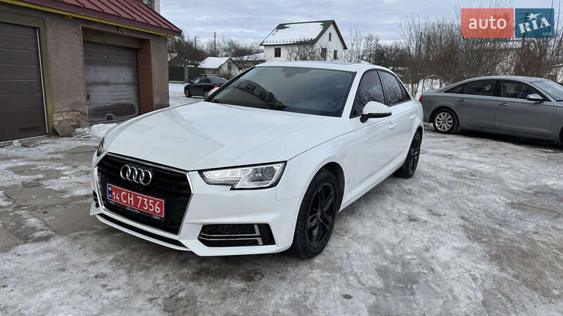 Седан Audi A4 2017 в Львові
